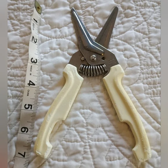 Vintage Pampered Chef Kitchen Stainless Steel Scissors/Snips #1075 - Picture 3 of 4